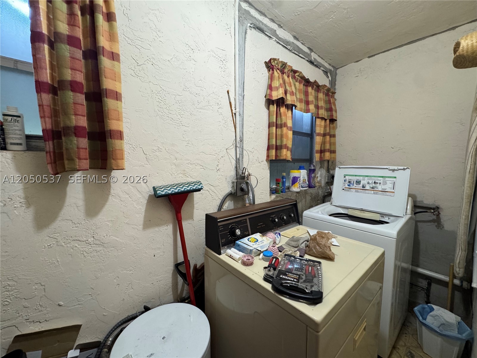 RICHMOND HEIGHTS - Residential