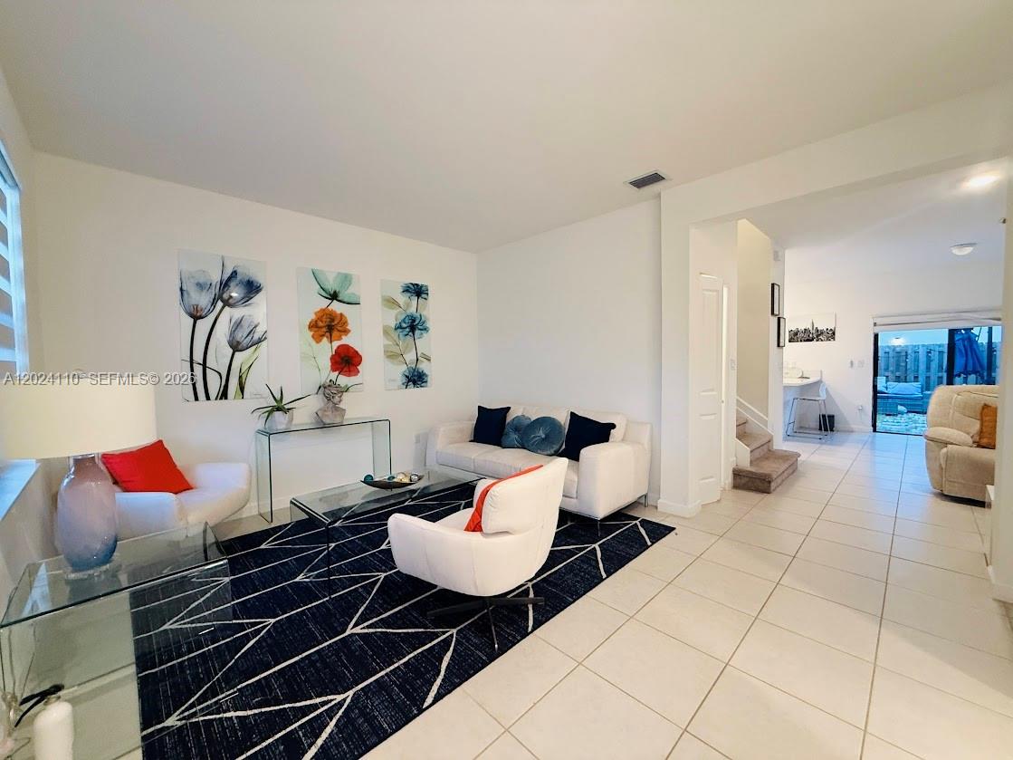 SILVER PALM RESIDENTIAL H - Residential