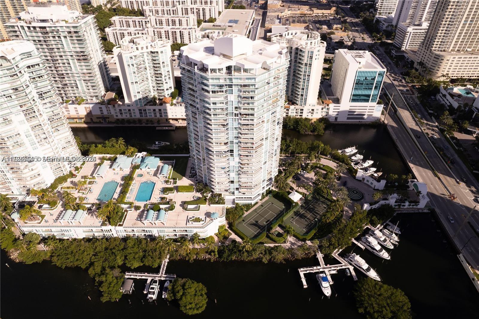 OCEANIA IV CONDO - Residential