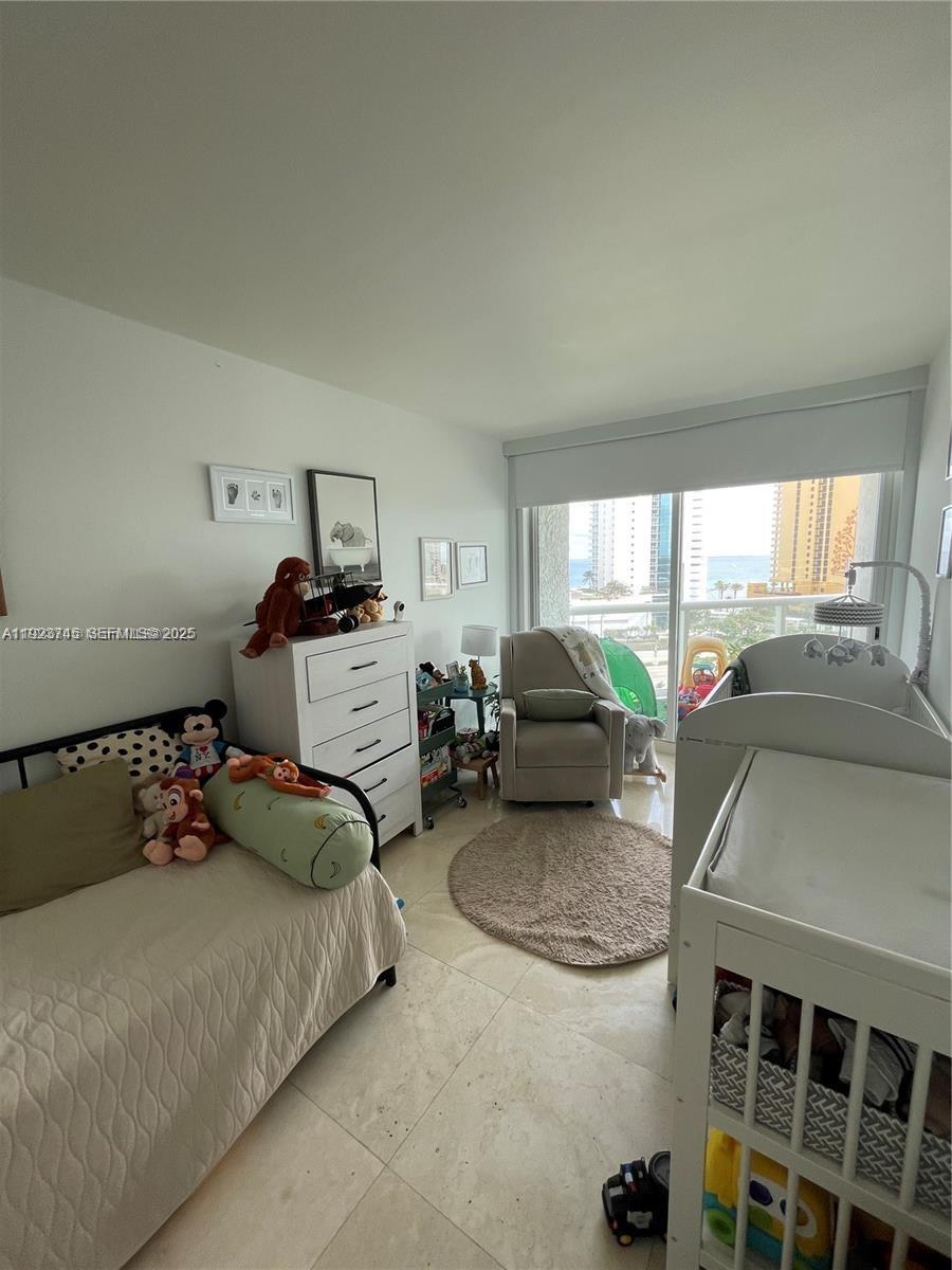OCEANIA IV CONDO - Residential