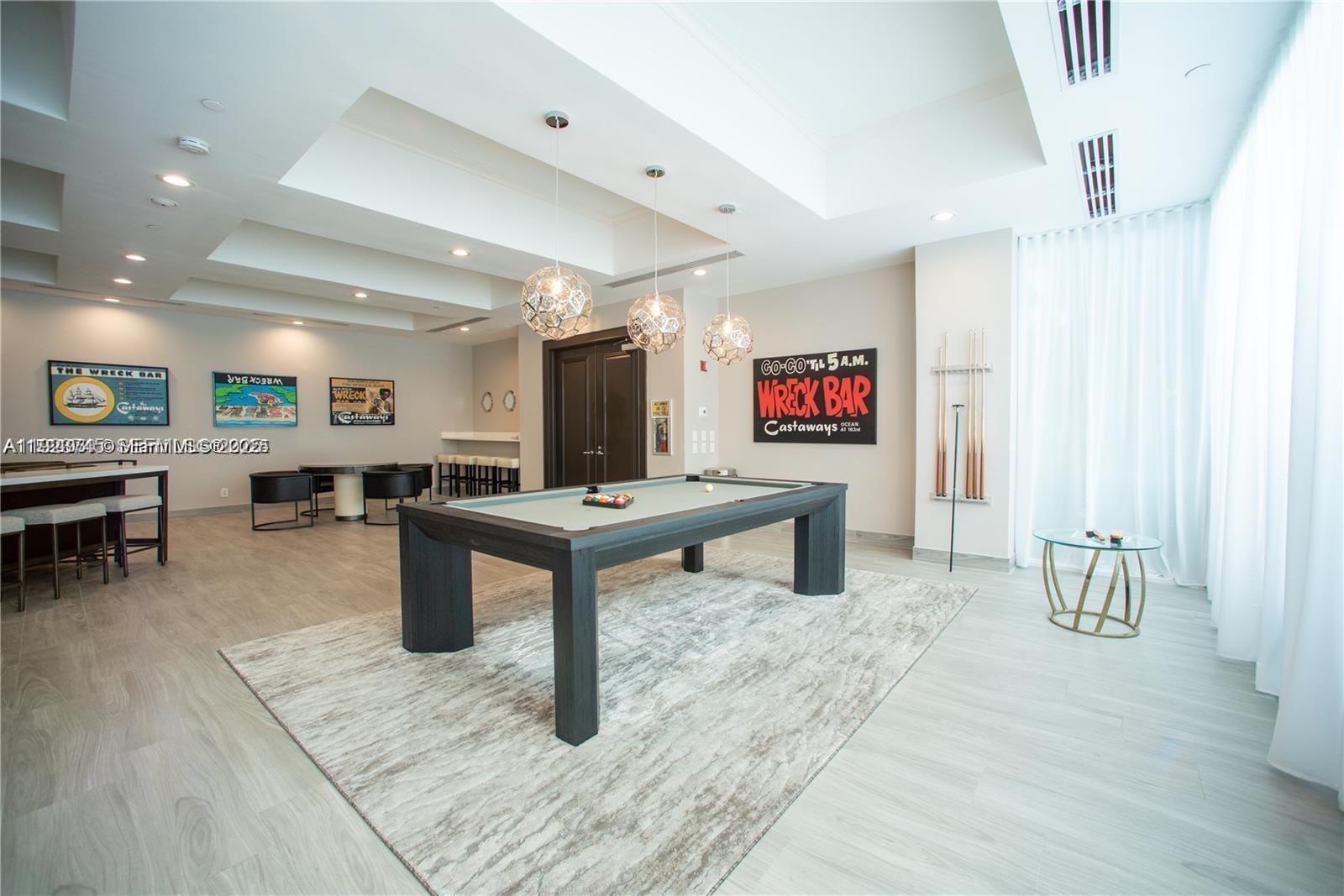 OCEANIA IV CONDO - Residential