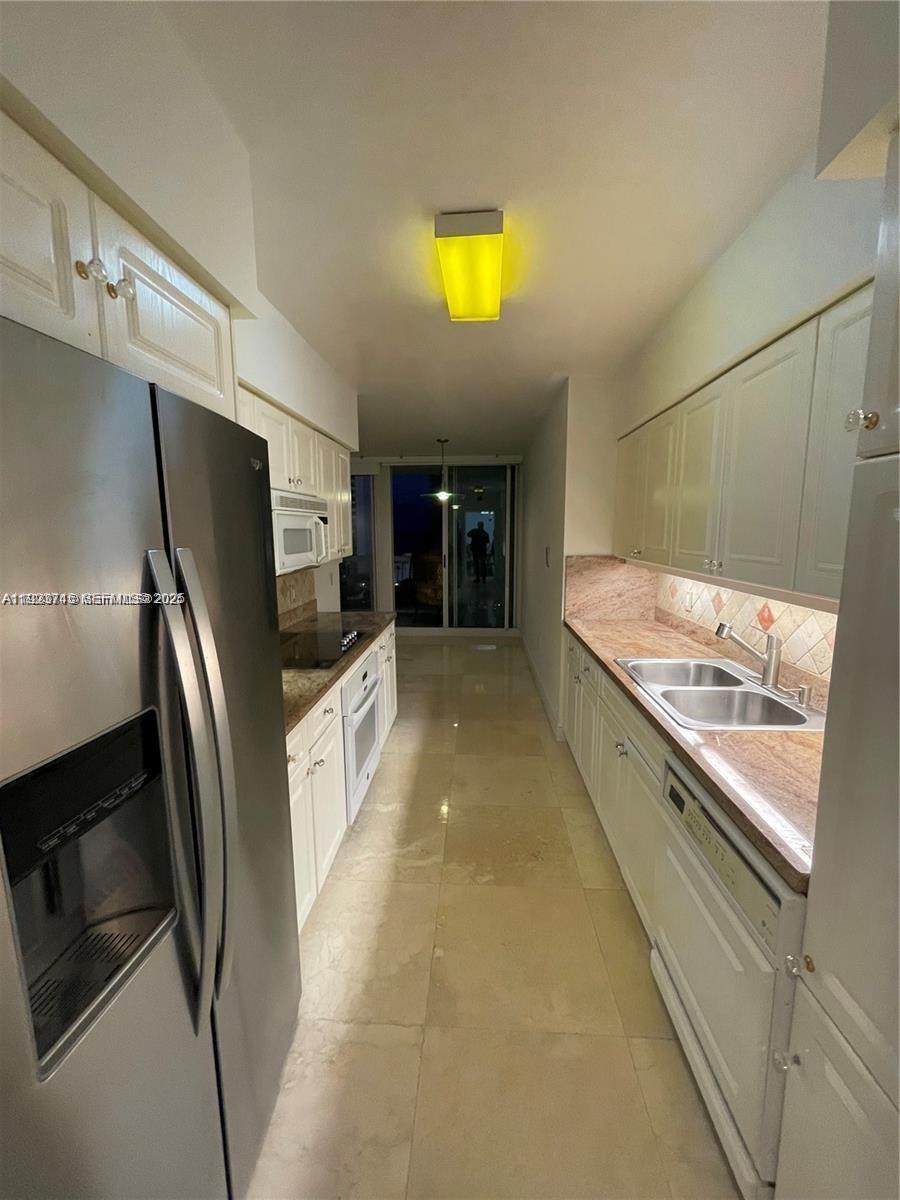 OCEANIA IV CONDO - Residential