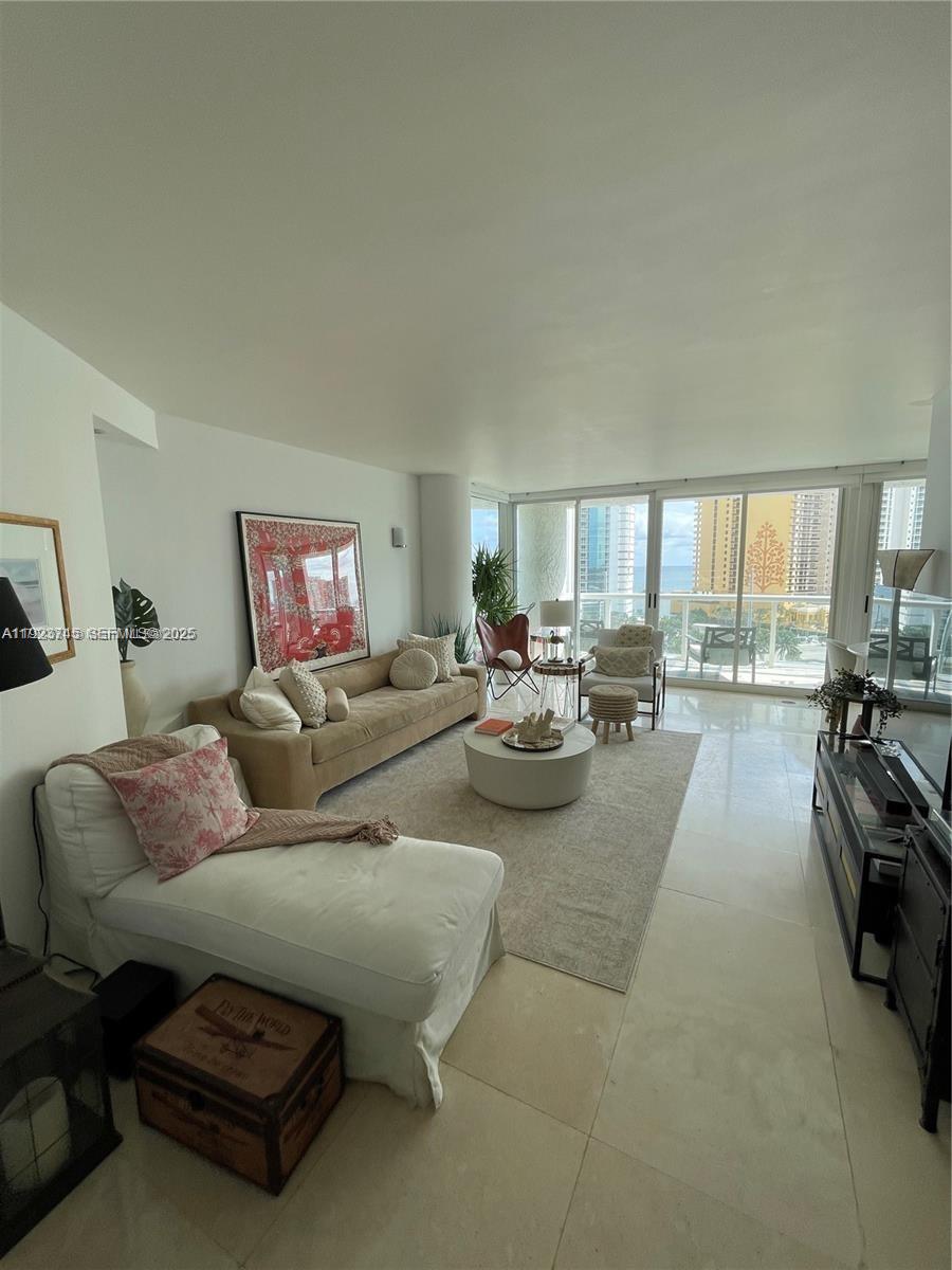 OCEANIA IV CONDO - Residential