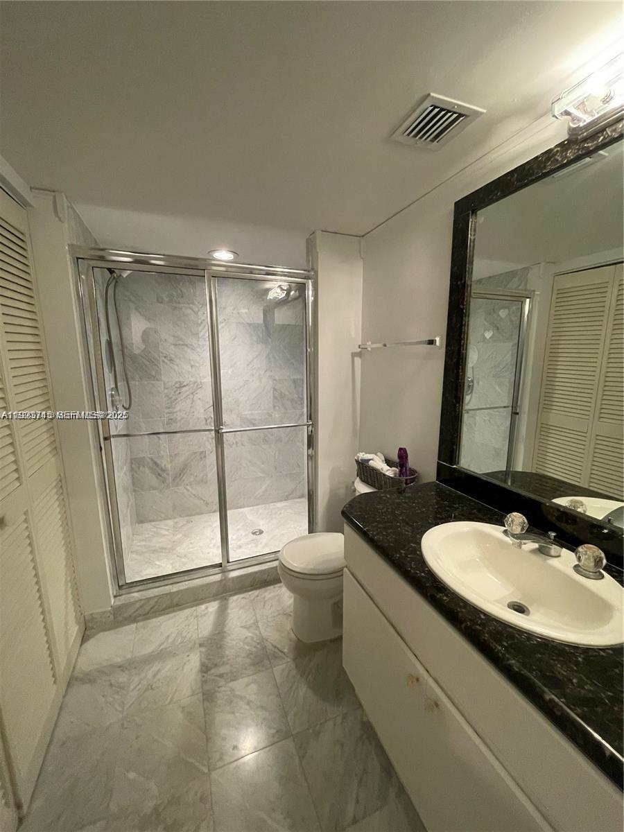 OCEANIA IV CONDO - Residential