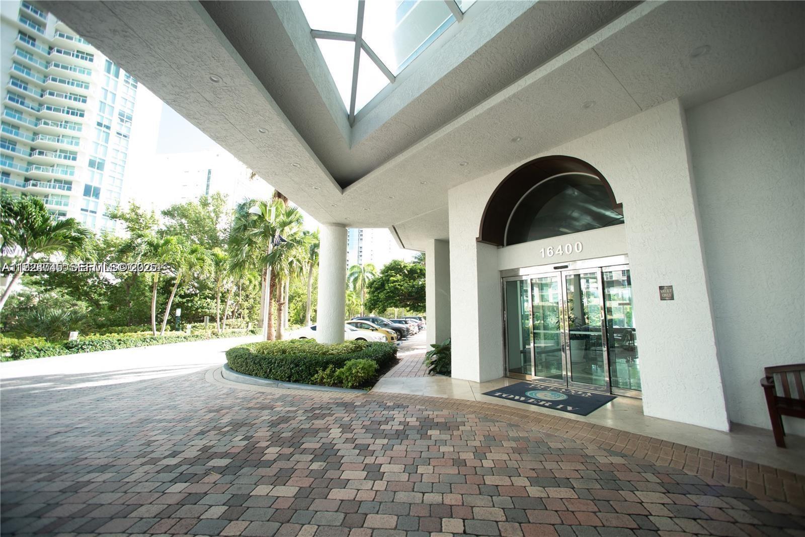 OCEANIA IV CONDO - Residential