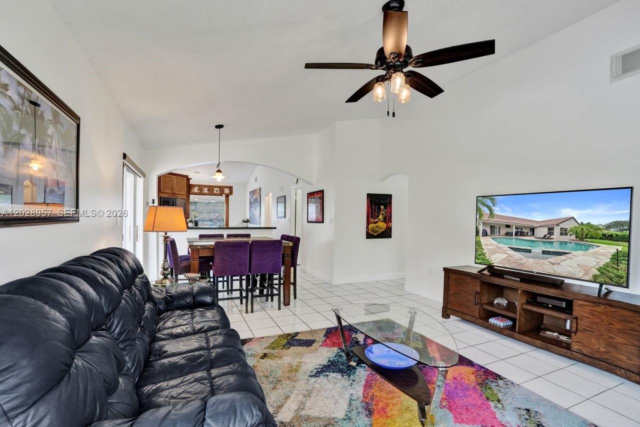 SAVANNAH PLAT 1 - Residential