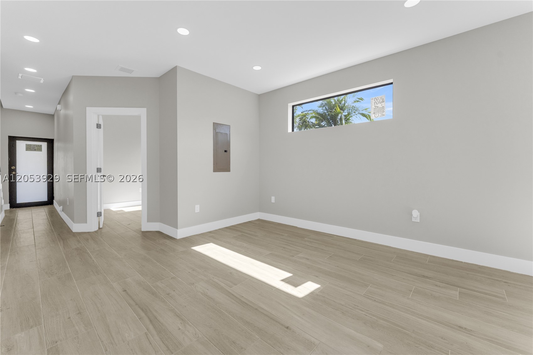 17TH AVE MANOR - Residential Lease