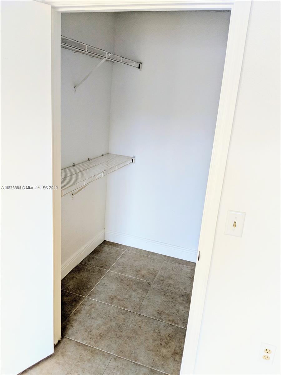 ISLES AT LAGO MAR CONDO - Residential Lease