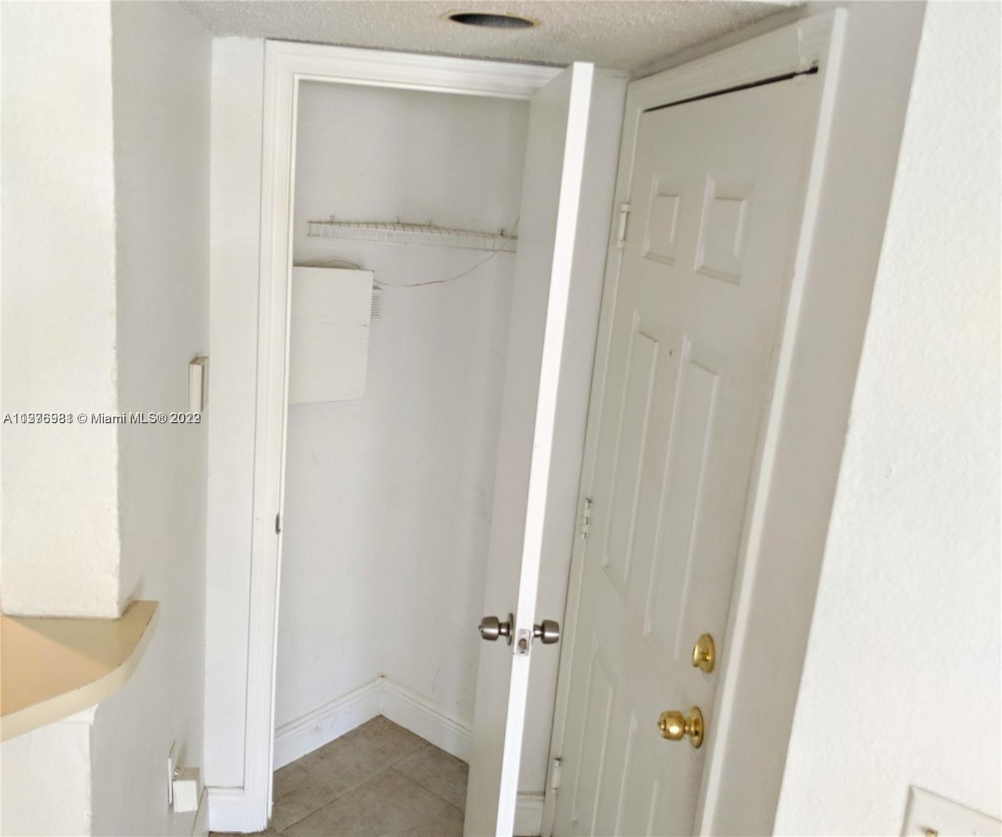 ISLES AT LAGO MAR CONDO - Residential Lease