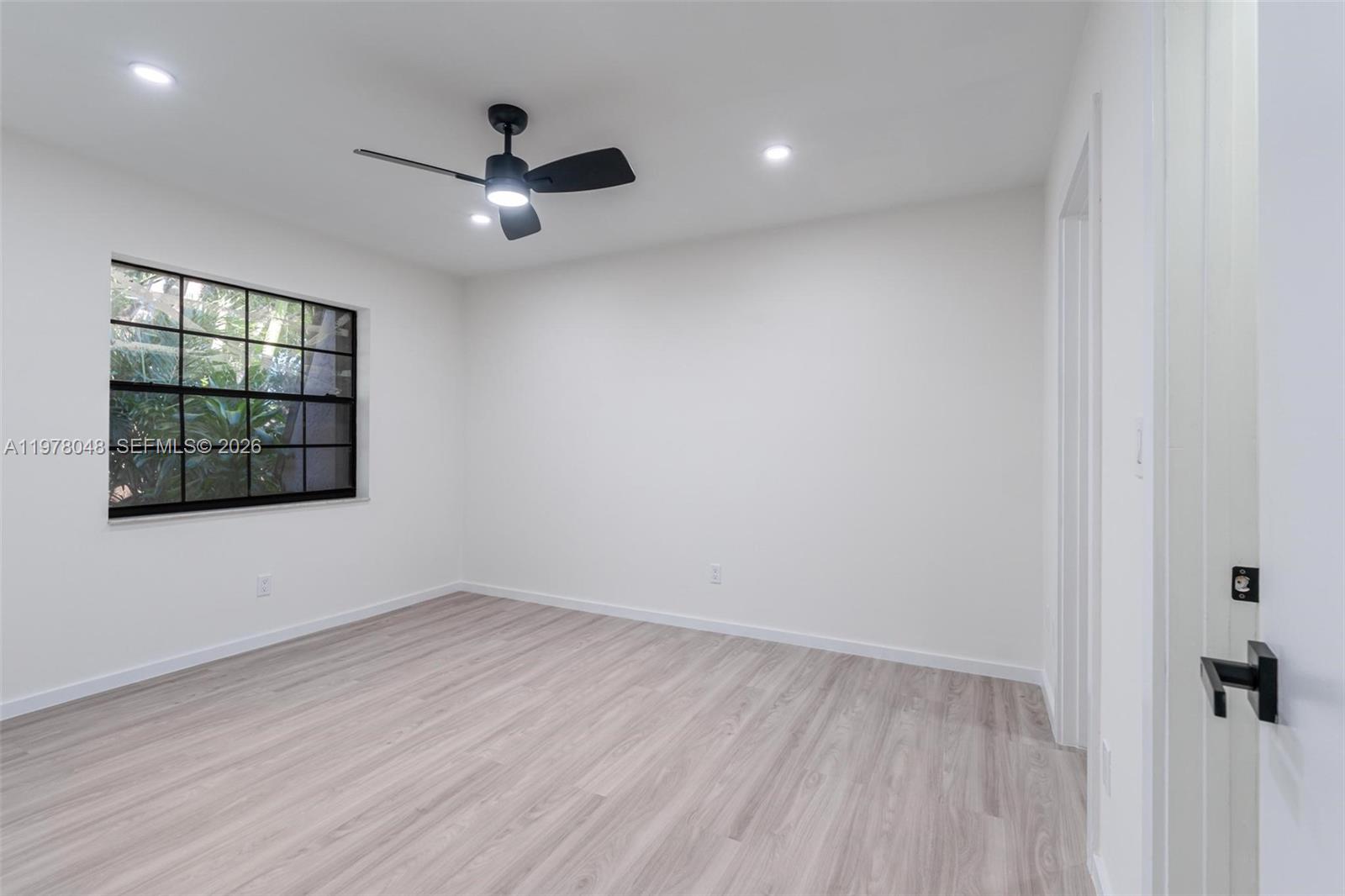 GRENADIER LAKES AT WELLEBY - Residential