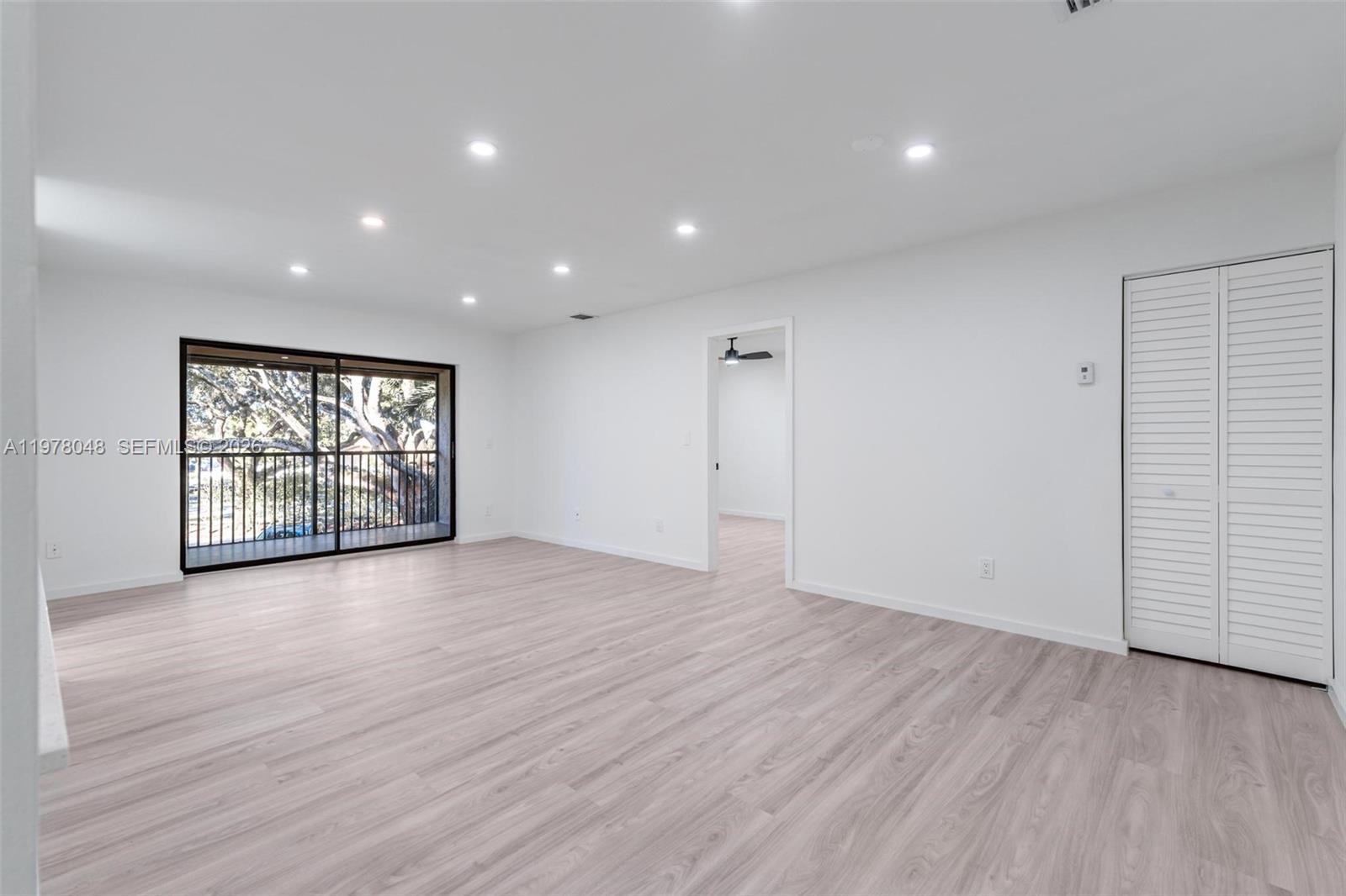 GRENADIER LAKES AT WELLEBY - Residential
