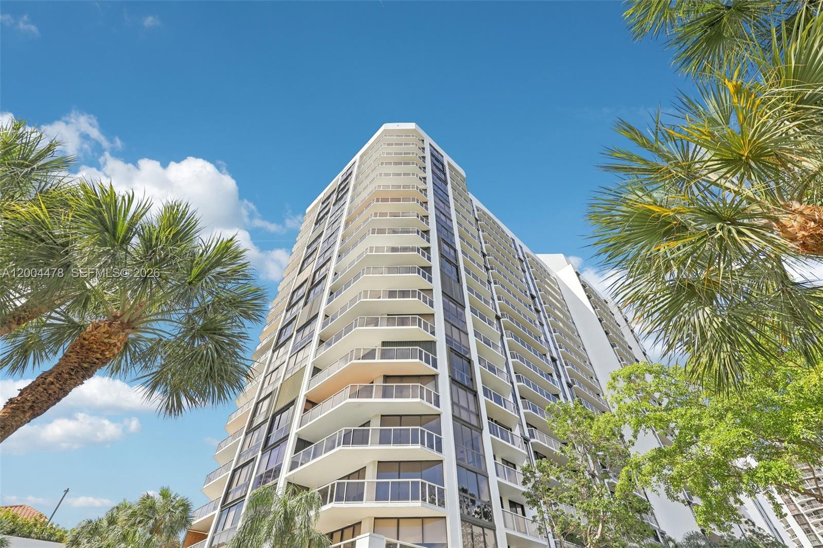 HARBORSIDE AT THE WATERWA - Residential