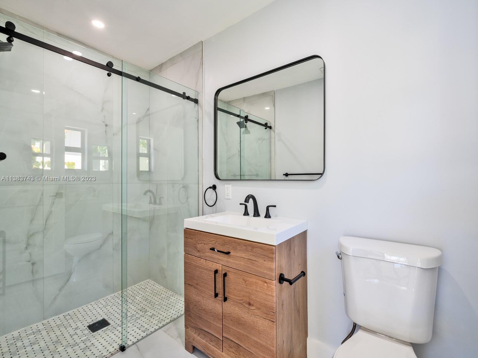 HOLLYWOOD SOUTH SIDE ADD - Residential Lease