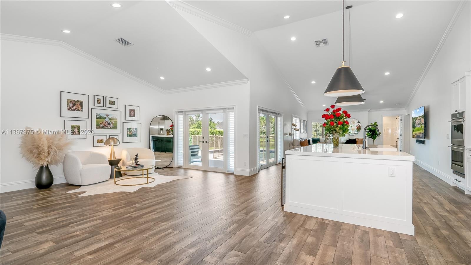 CALUSA RIDGE - Residential