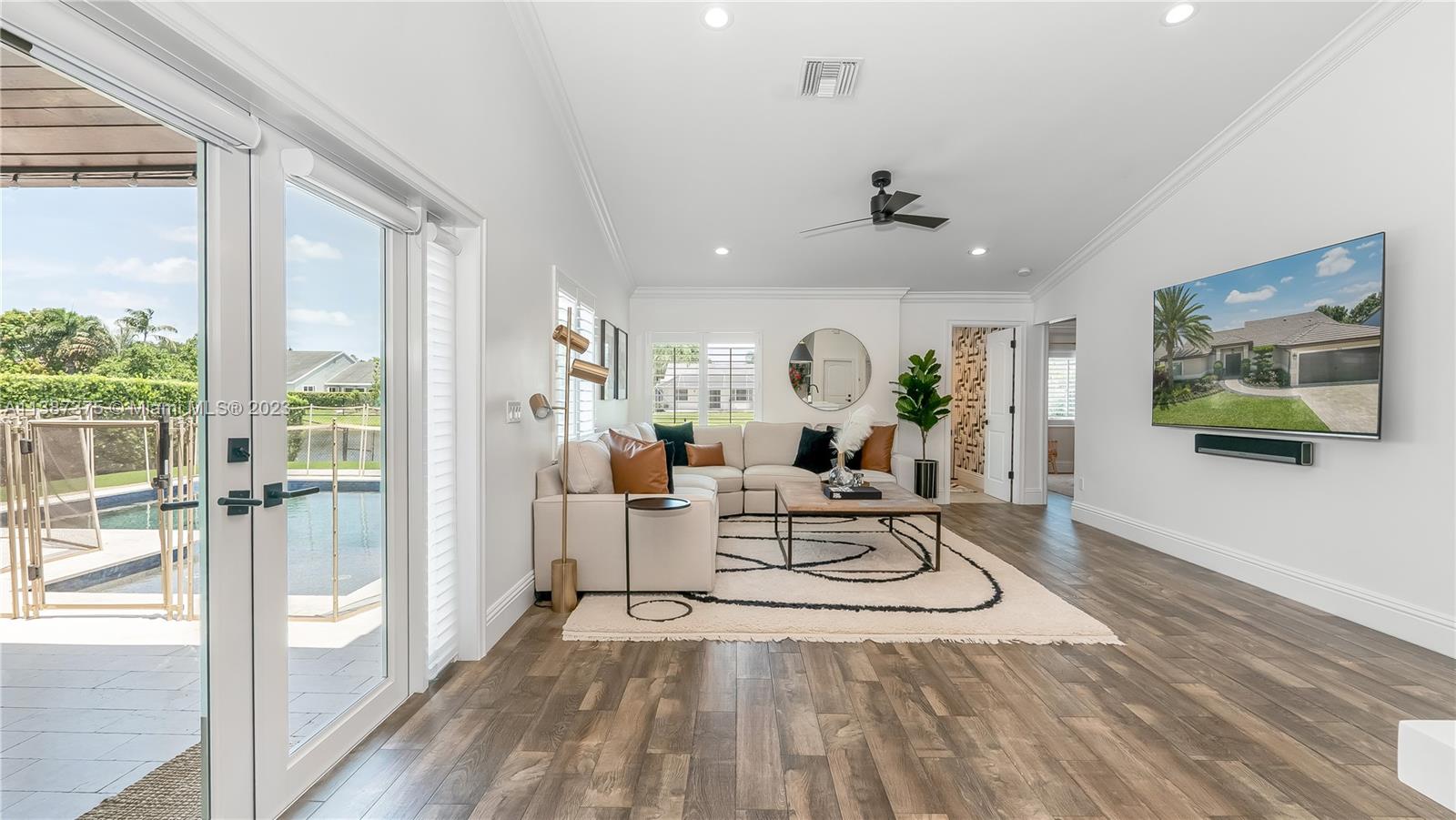 CALUSA RIDGE - Residential