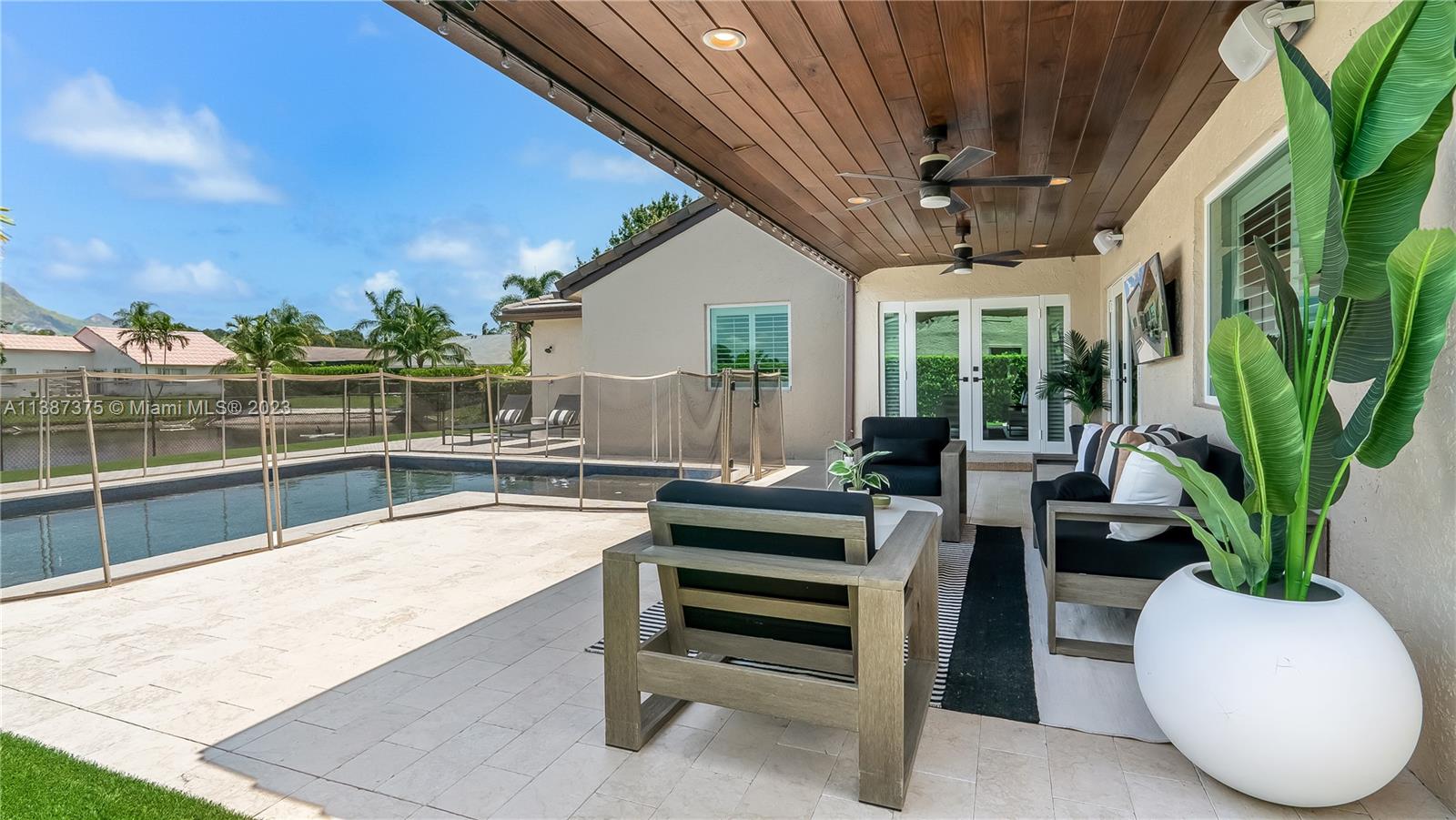 CALUSA RIDGE - Residential