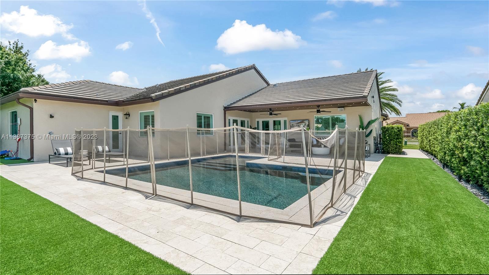 CALUSA RIDGE - Residential