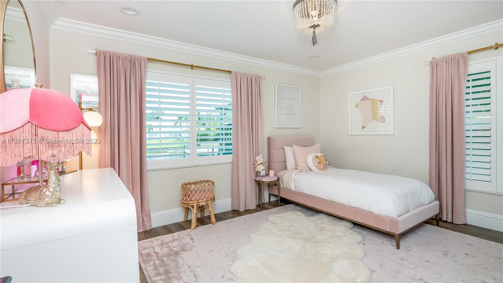 CALUSA RIDGE - Residential
