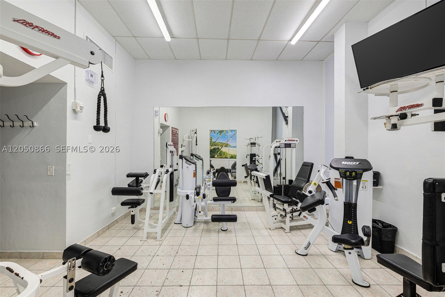 MAISON GRANDE CONDO - Residential