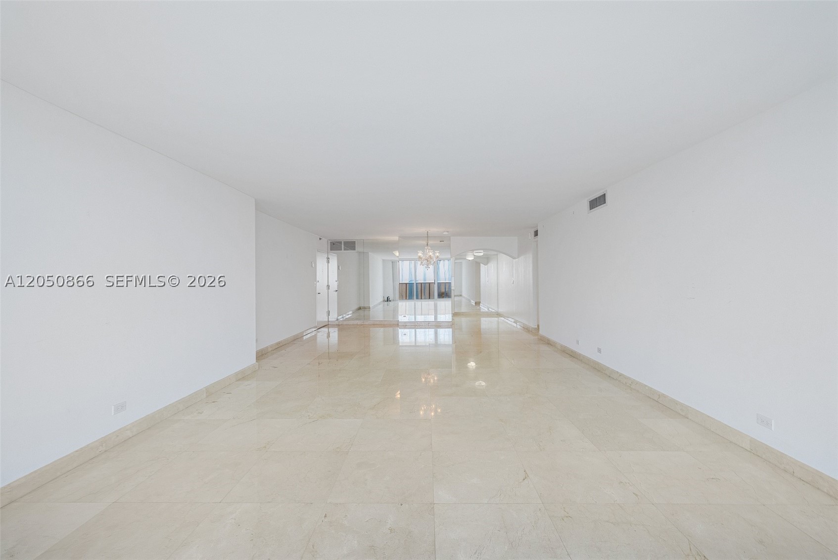 MAISON GRANDE CONDO - Residential