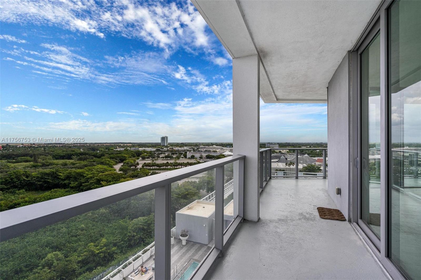 METROPICA NORTH TOWER ONE - Residential Lease