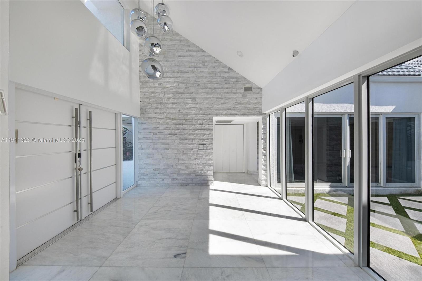 GOLDEN ISLES ESTATES - Residential