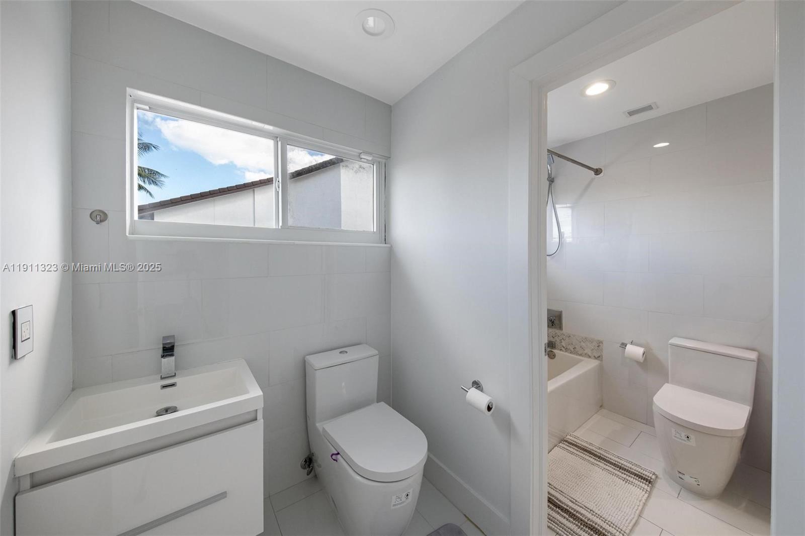 GOLDEN ISLES ESTATES - Residential