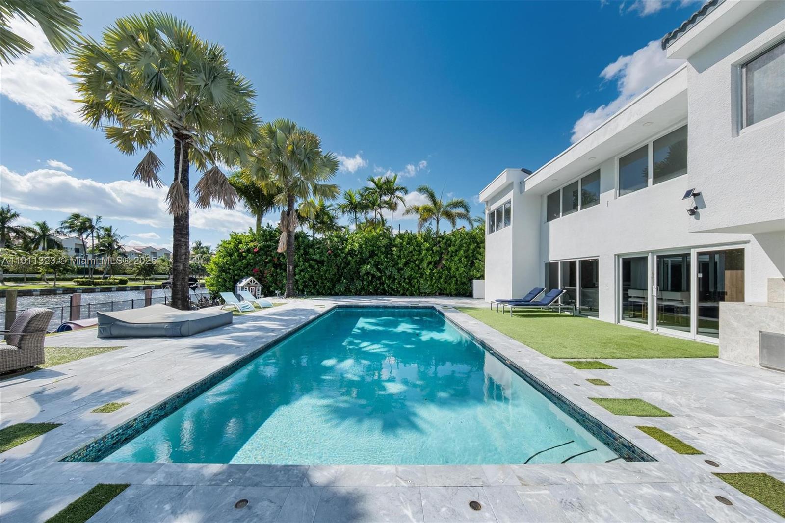 GOLDEN ISLES ESTATES - Residential