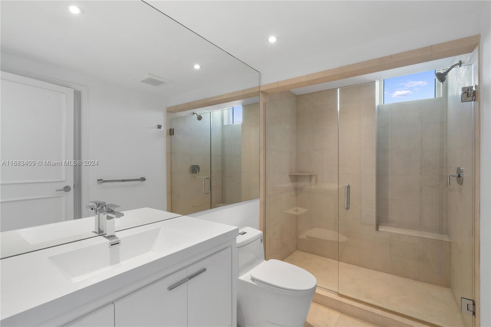 MOSAIC ON MIAMI BEACH CON - Residential