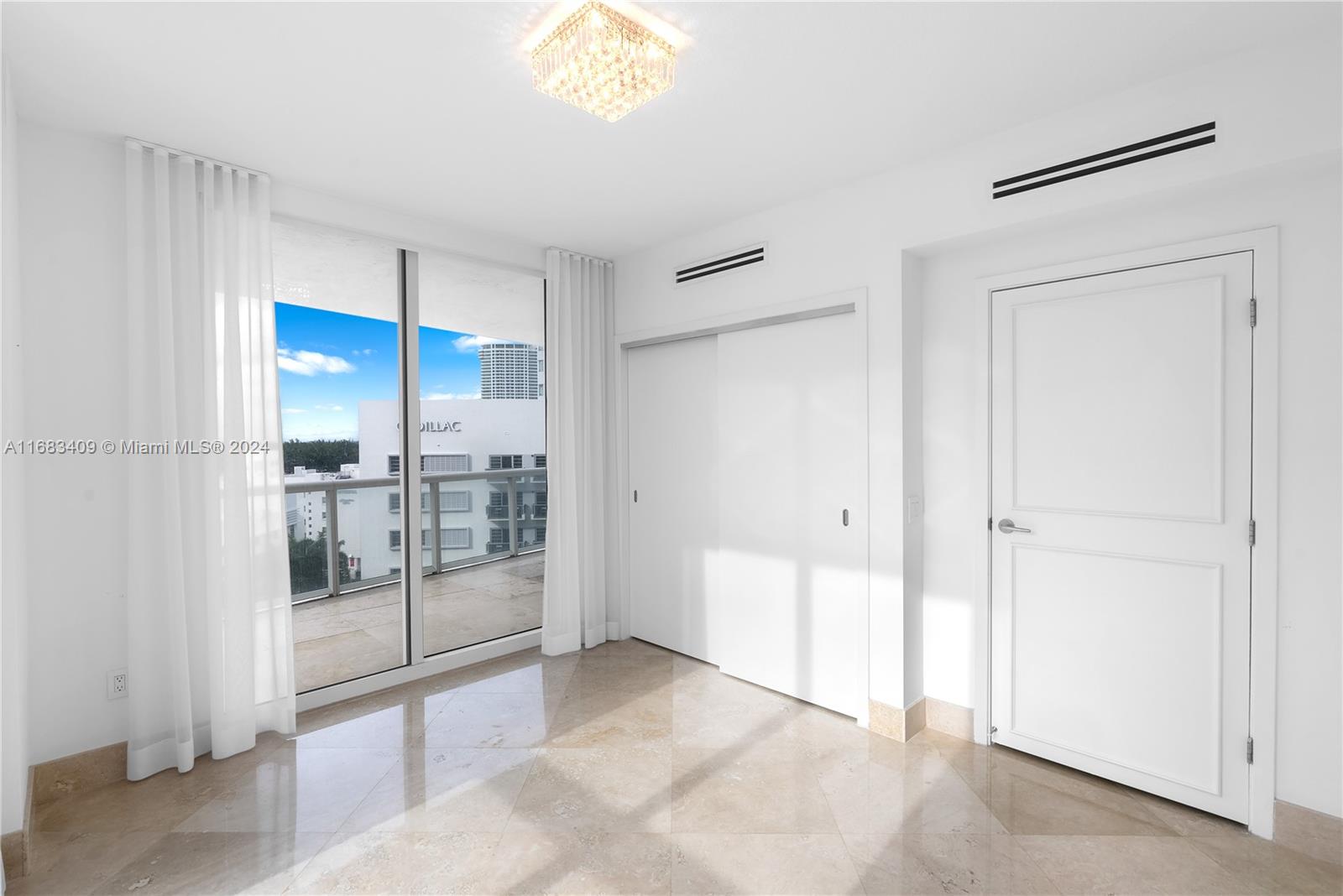 MOSAIC ON MIAMI BEACH CON - Residential