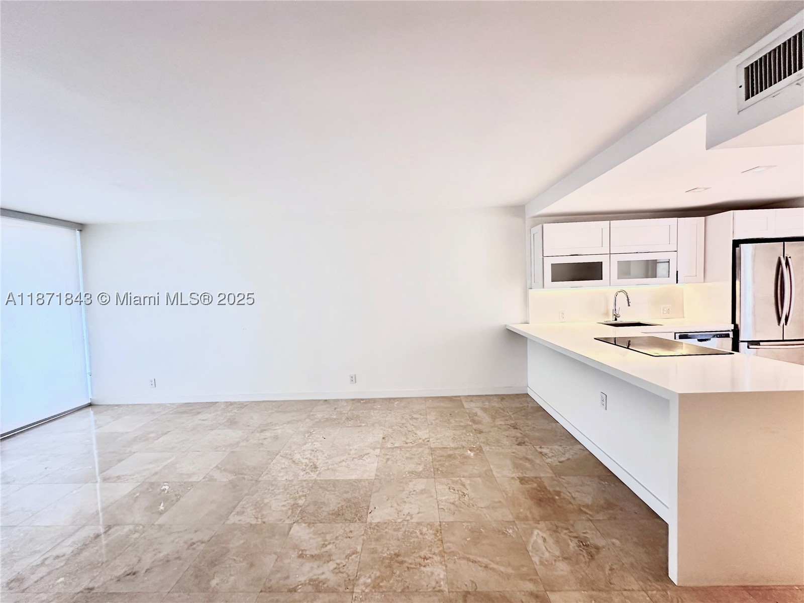 BRAVURA I CONDO - Residential