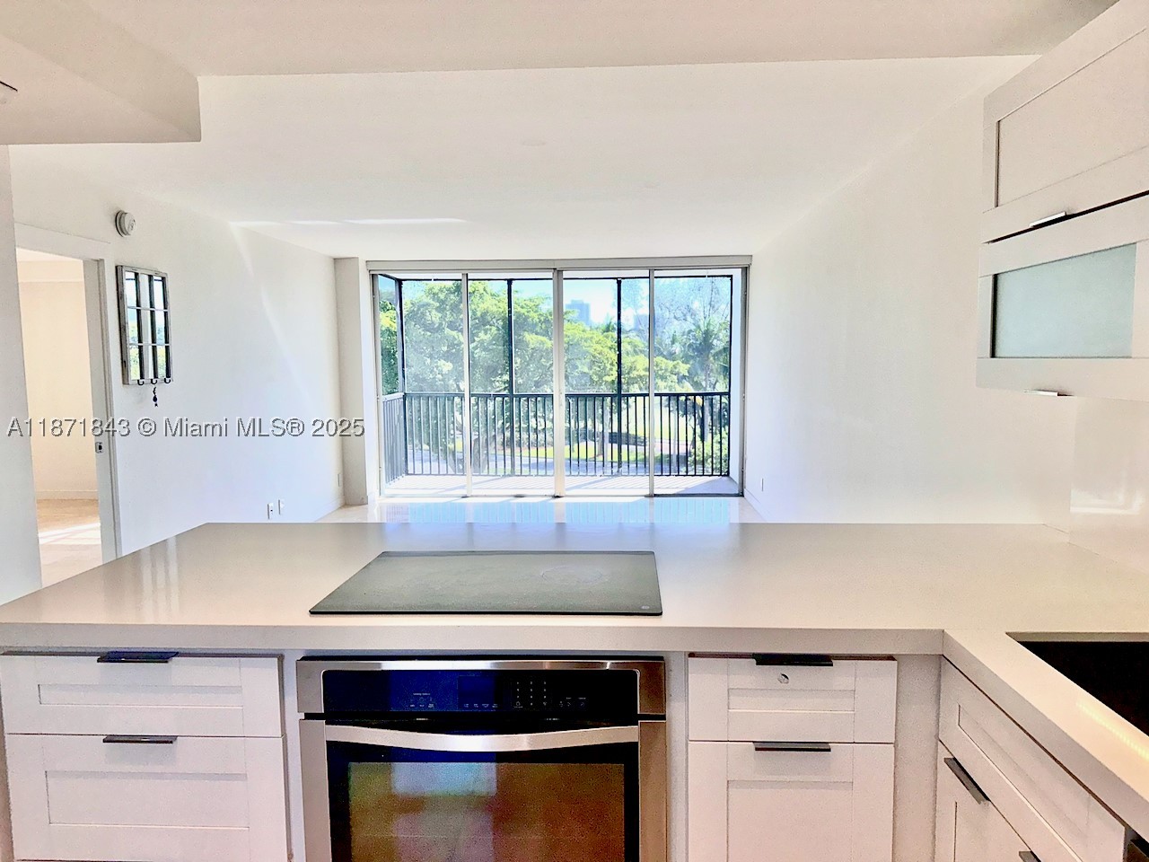 BRAVURA I CONDO - Residential