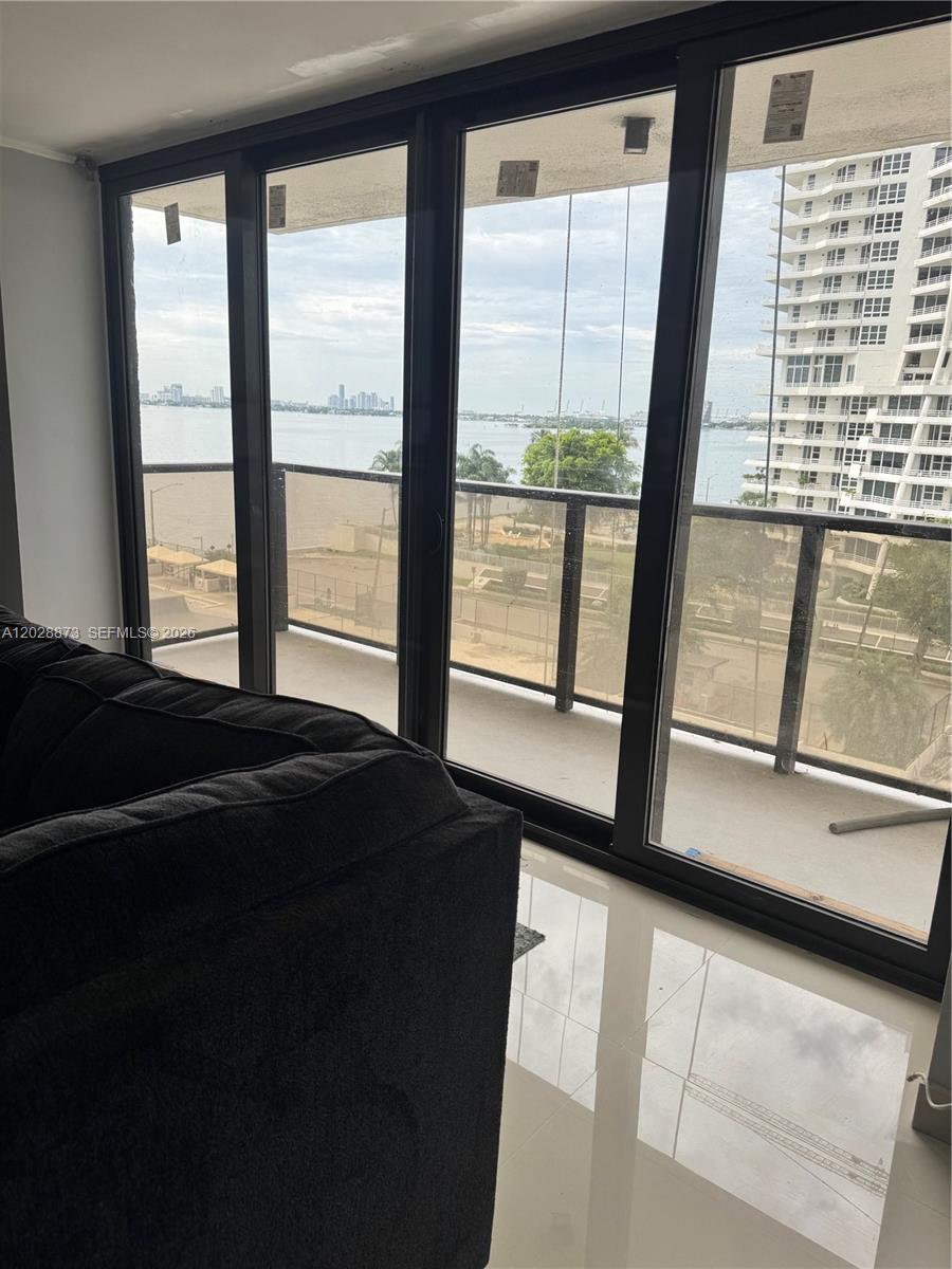 CHARTER CLUB CONDO - Residential Lease