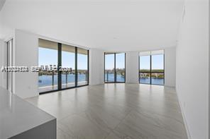 Marina Palms Residences S - Residential