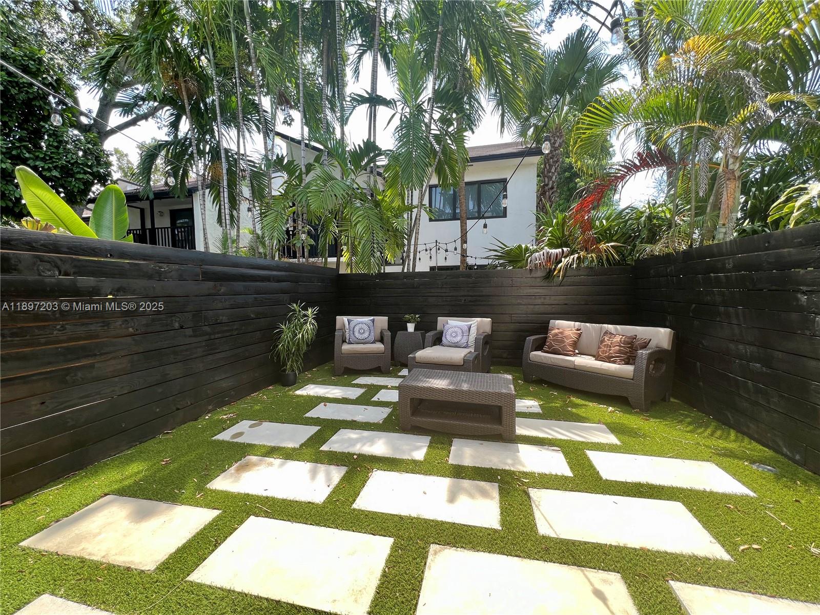 GROVE PARADISE CONDO - Residential Lease