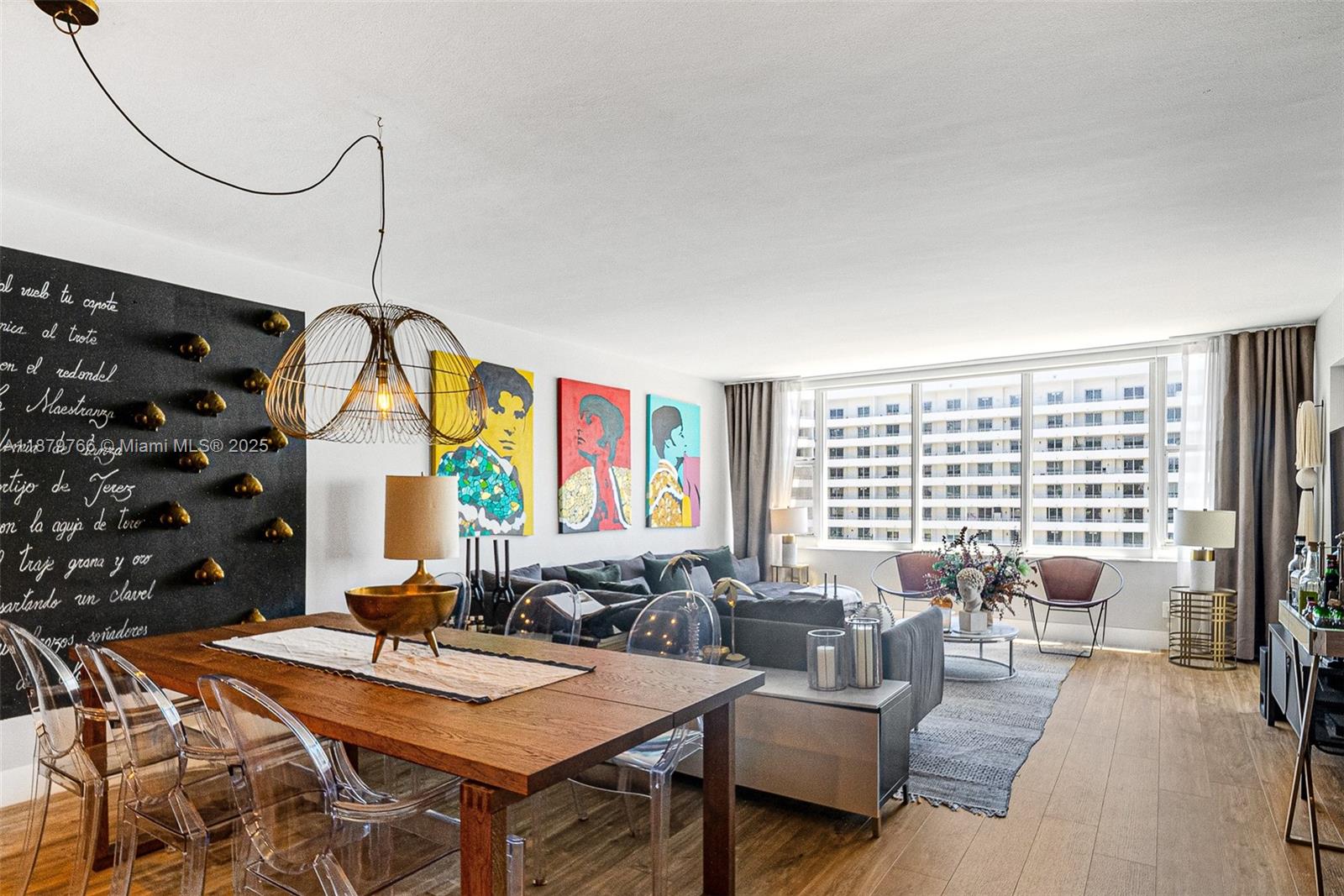 5600 CONDO - Residential