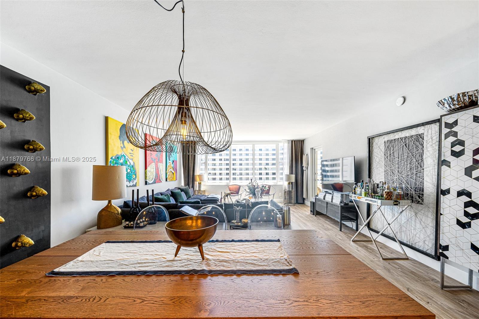 5600 CONDO - Residential