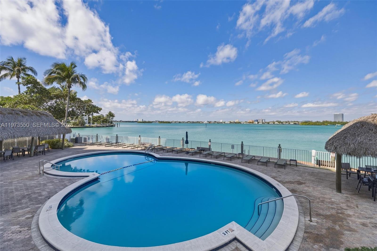 ISLAND POINTE CONDO - Residential