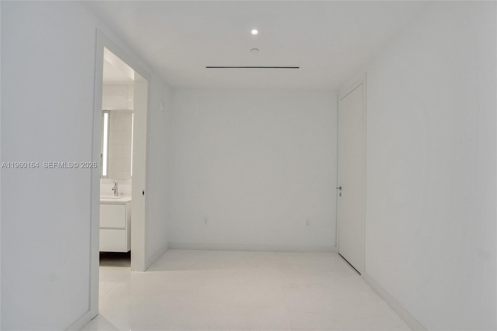 ASTON MARTIN RESIDENCES - Residential Lease