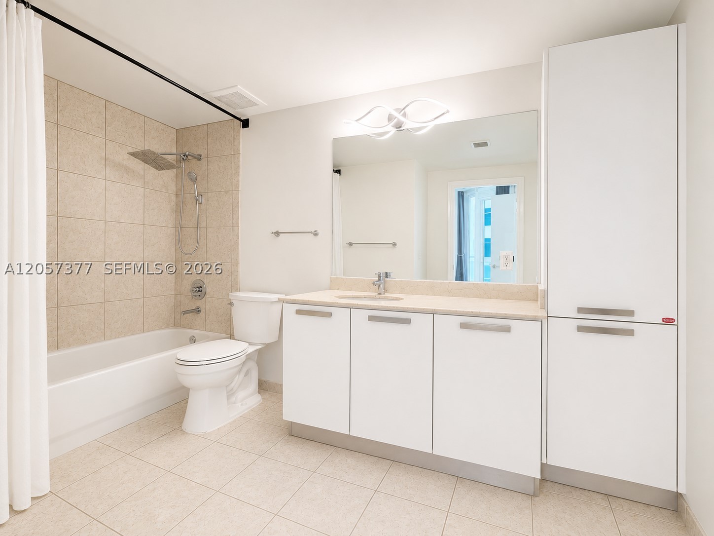 EASTSIDE AT AVENTURA COND - Residential