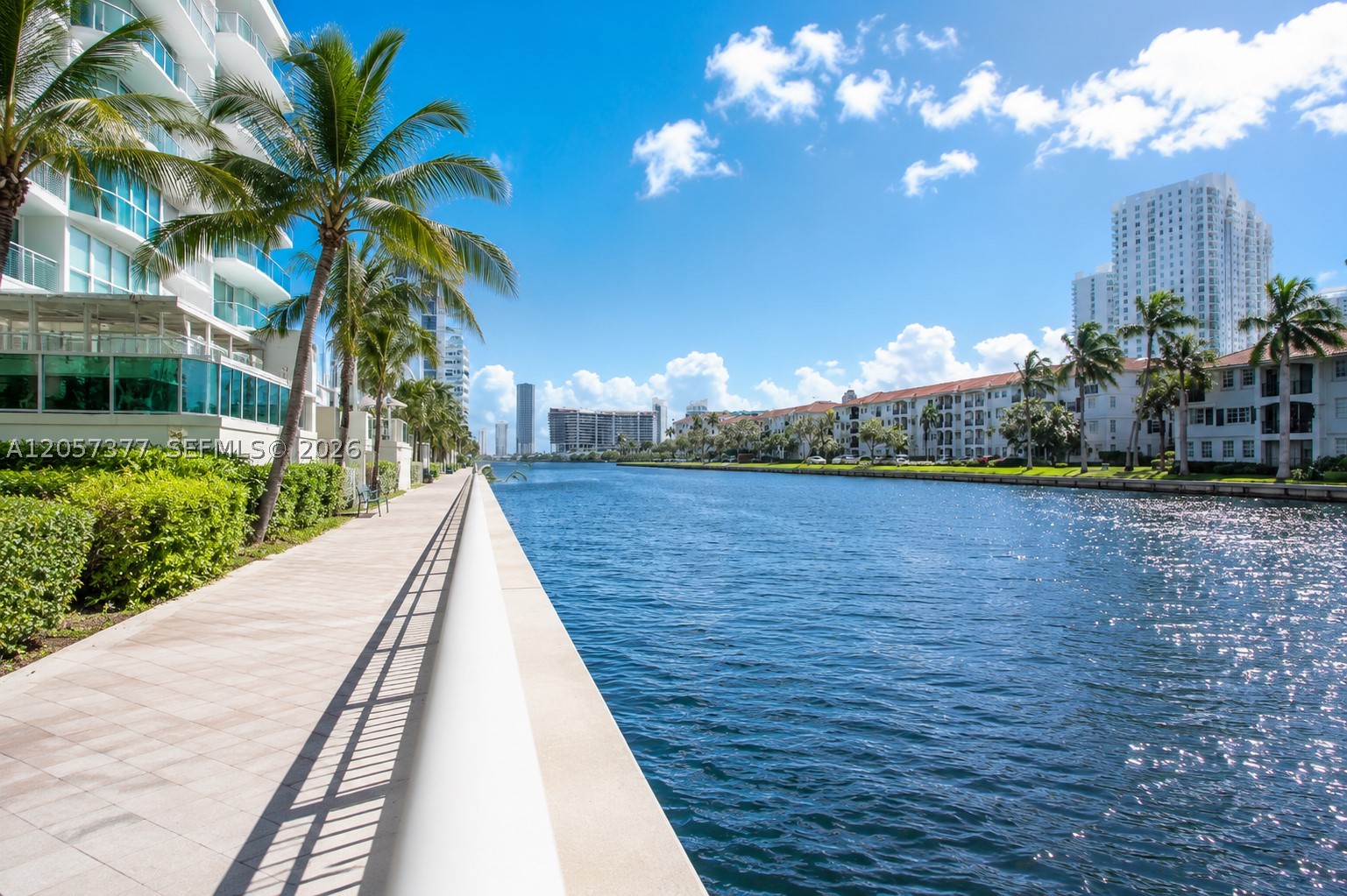 EASTSIDE AT AVENTURA COND - Residential