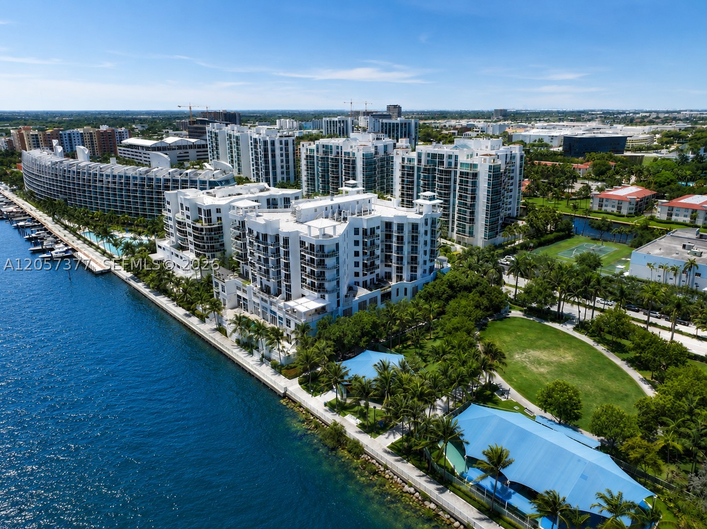 EASTSIDE AT AVENTURA COND - Residential