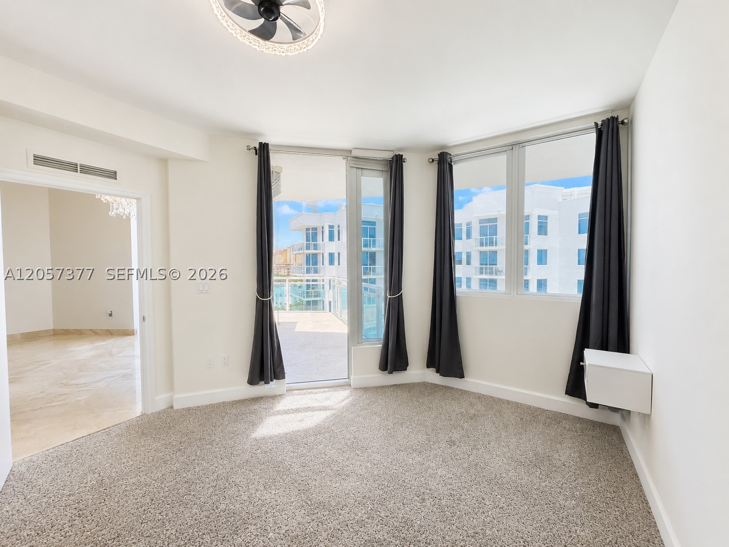 EASTSIDE AT AVENTURA COND - Residential