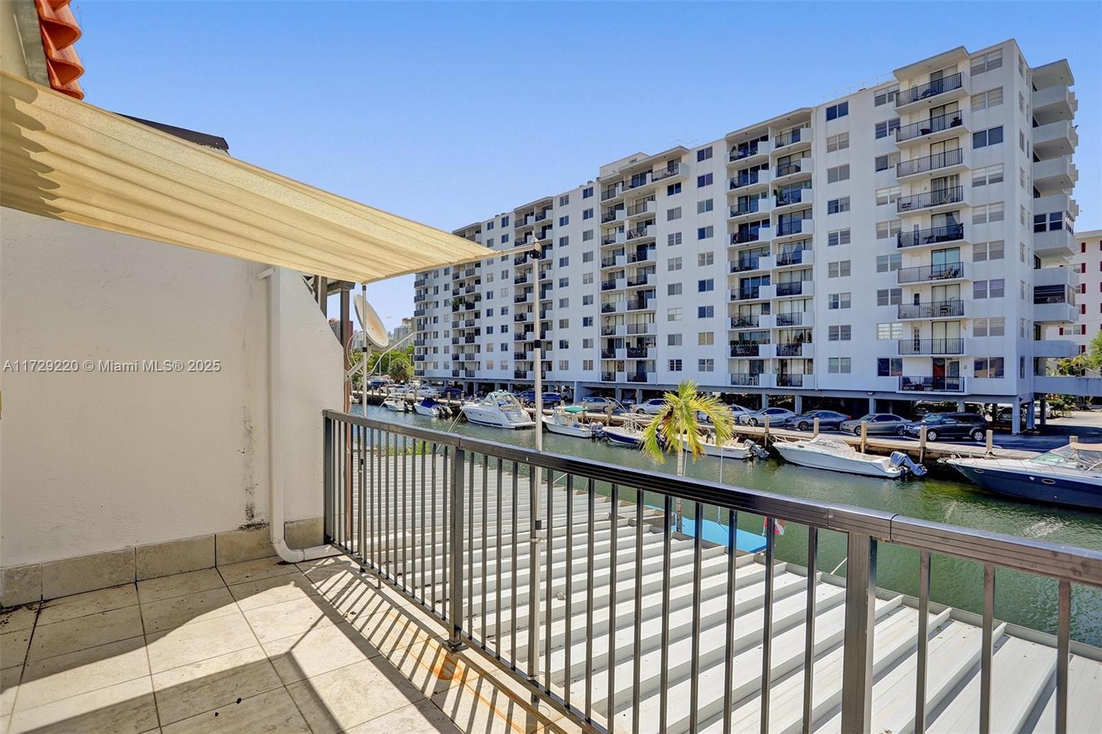 BEACH CLUB VILLAS CONDO - Residential Lease