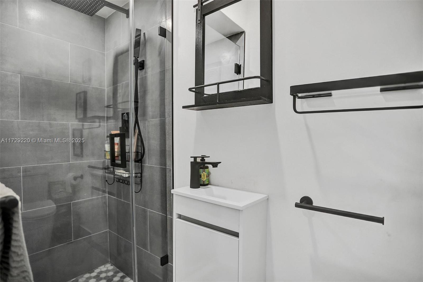 BEACH CLUB VILLAS CONDO - Residential Lease