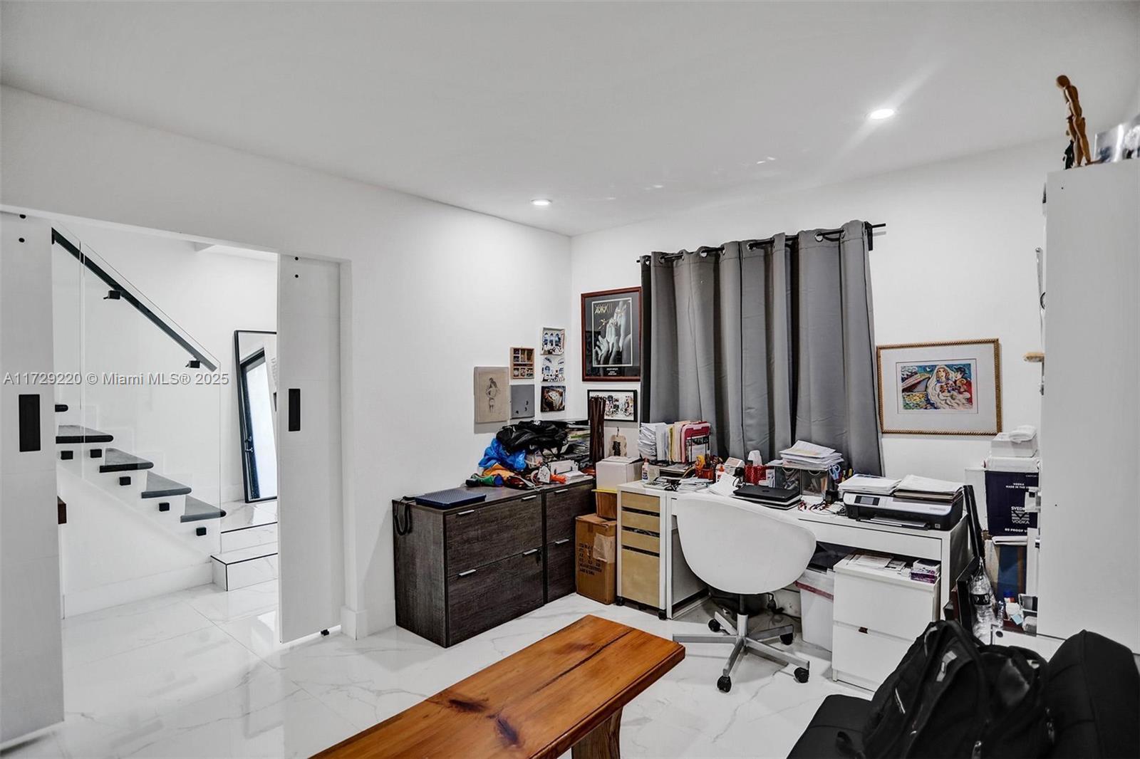 BEACH CLUB VILLAS CONDO - Residential Lease