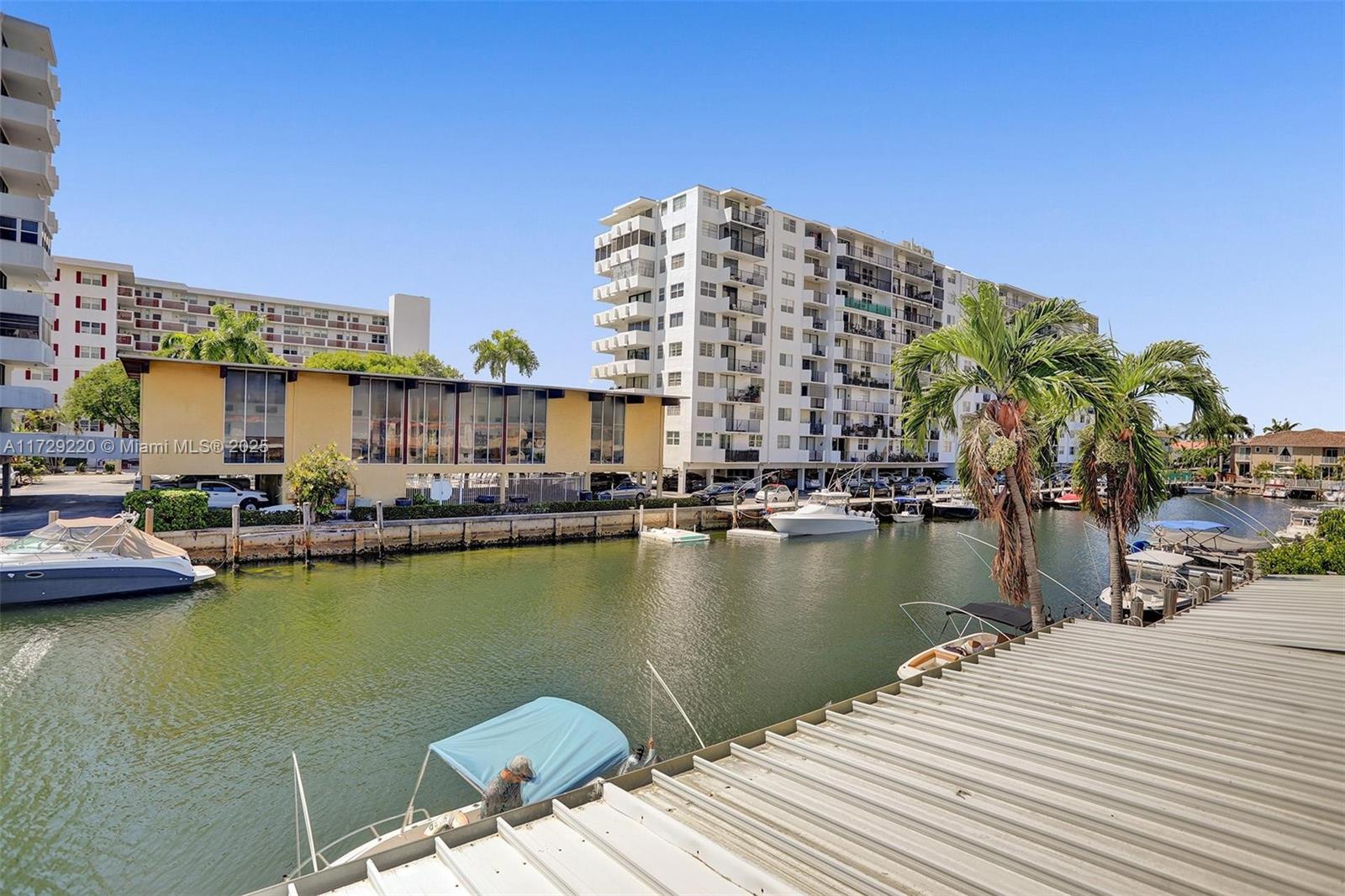 BEACH CLUB VILLAS CONDO - Residential Lease