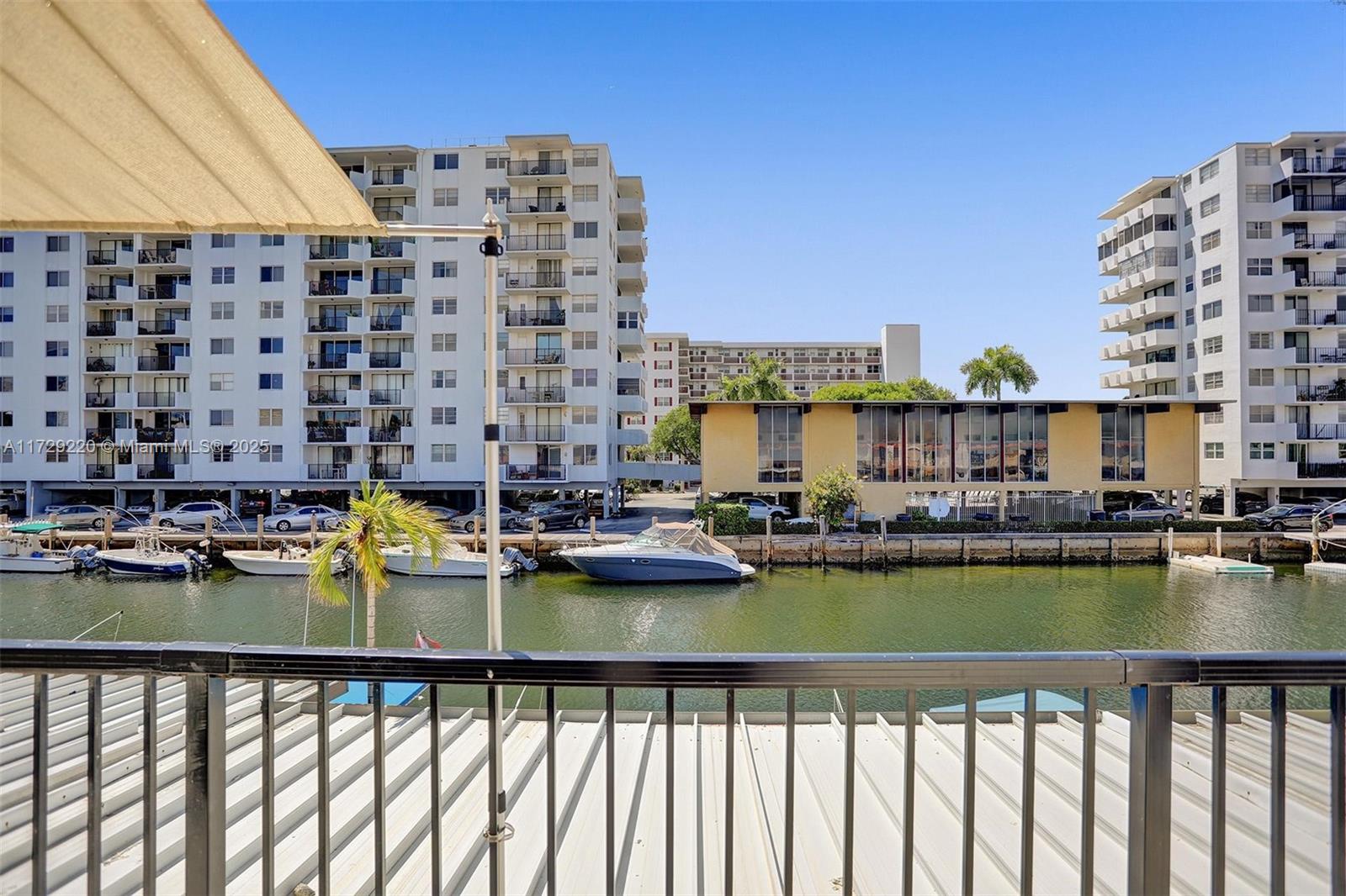 BEACH CLUB VILLAS CONDO - Residential Lease