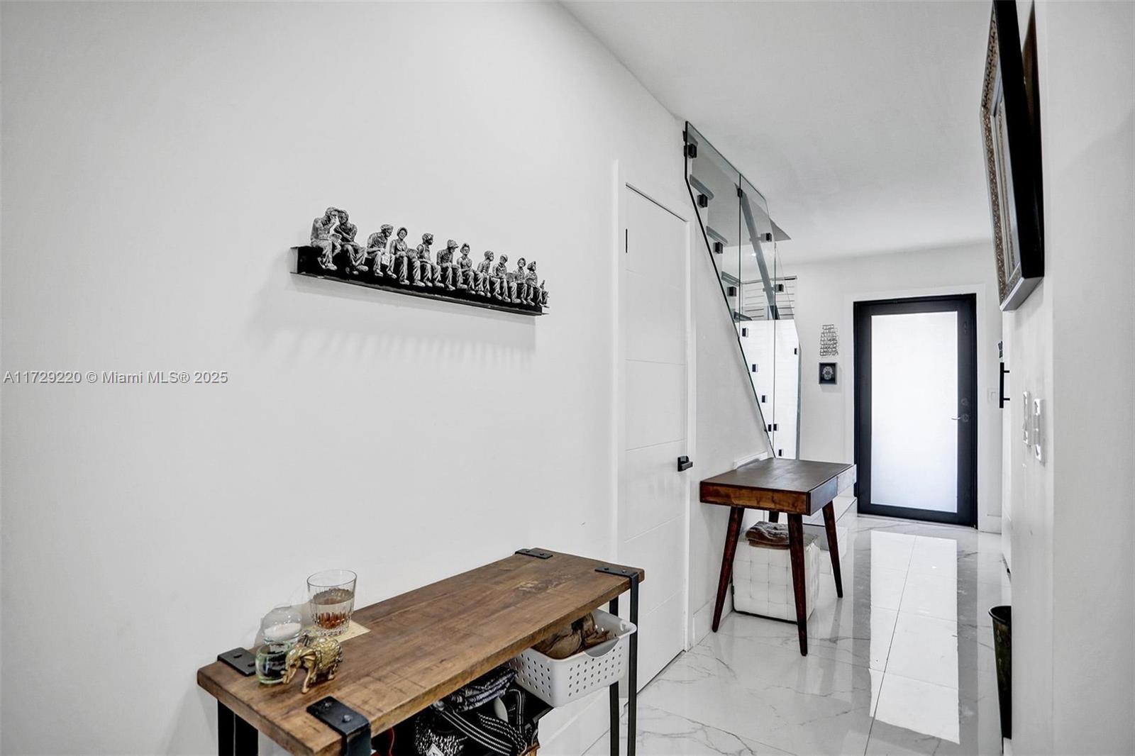 BEACH CLUB VILLAS CONDO - Residential Lease