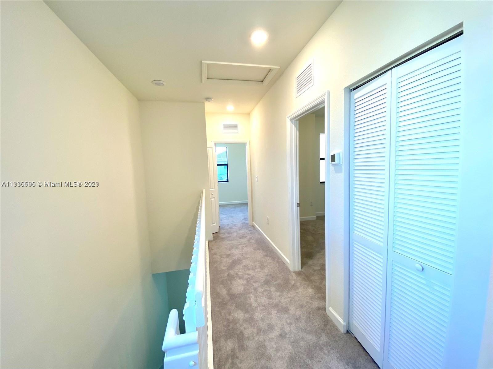 AQUABELLA NORTH - Residential Lease